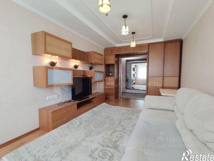 3-комн квартира улица Александра Логунова, 3,  д. 3