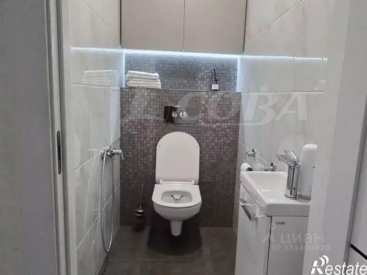 2-комн квартира ул Василия Подшибякина, 21,  д. 21