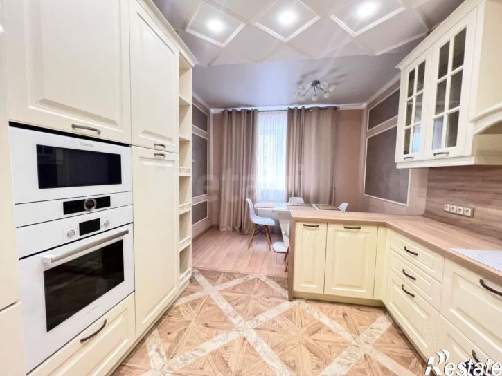 2-комн квартира ул Валерии Гнаровской, 10 3,  д. 10 3,  к. 3