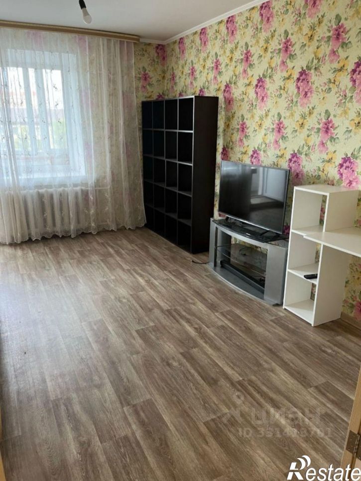 2-комн квартира улица 50 лет Октября, 21А,  д. 21А