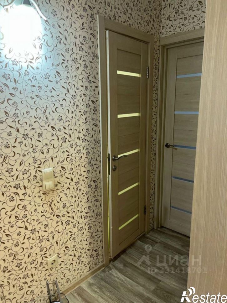 2-комн квартира улица 50 лет Октября, 21А,  д. 21А