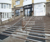 офис 104 кв м, этаж 1/9 улица Орджоникидзе, 11