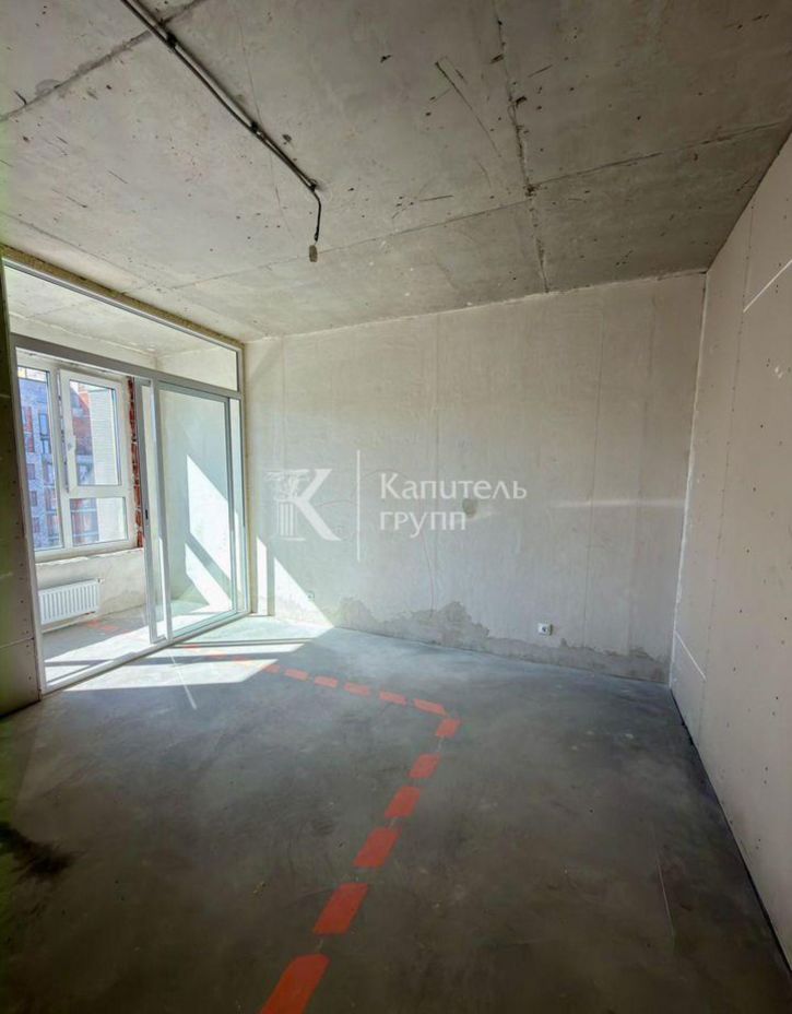 3-комн квартира улица Павла Фитина, 3