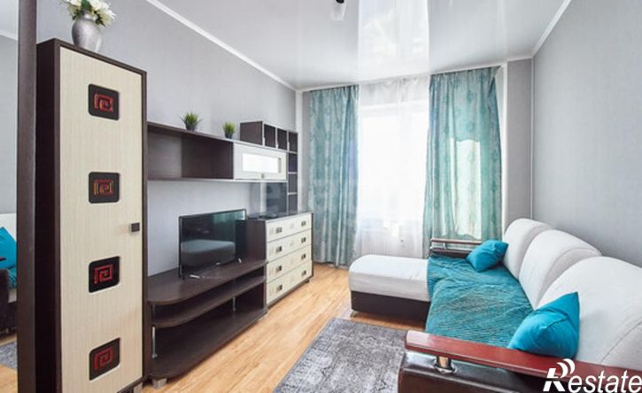 1-комн квартира ул Парада Победы, 9,  д. 9