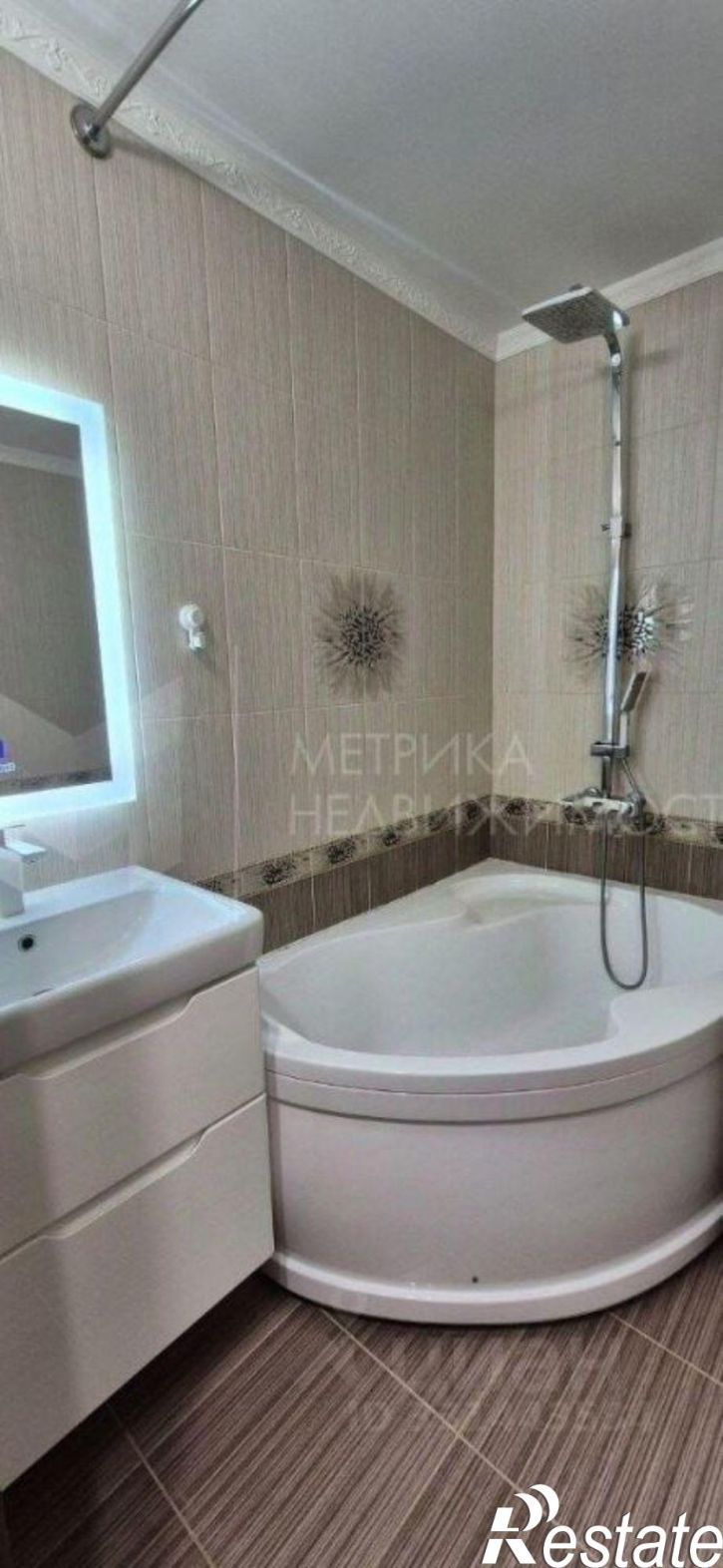 2-комн квартира ул Федюнинского, 60 2,  д. 60 2,  к. 2