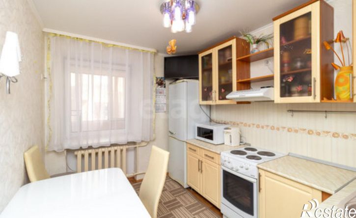 2-комн квартира улица Ватутина, 51,  д. 51