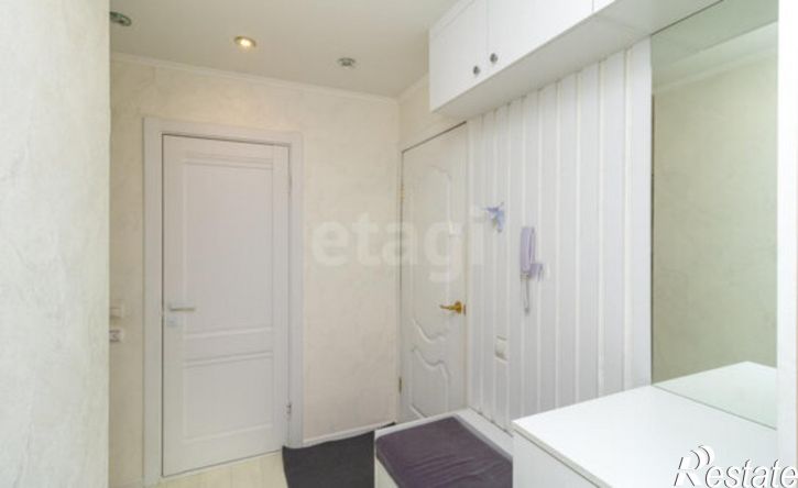 2-комн квартира улица Ватутина, 51,  д. 51