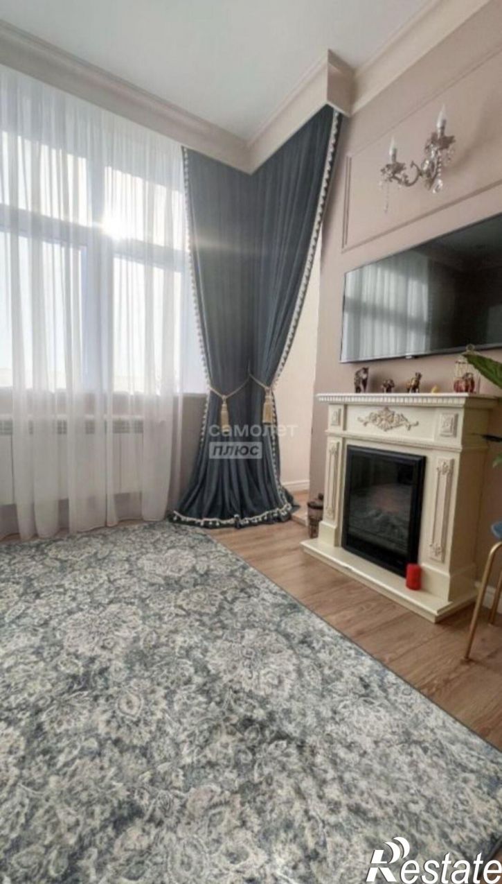 3-комн квартира ул Малыгина, 90,  д. 90