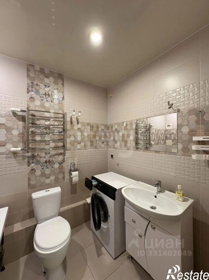 1-комн квартира улица Андрея Бушуева, 2,  д. 2
