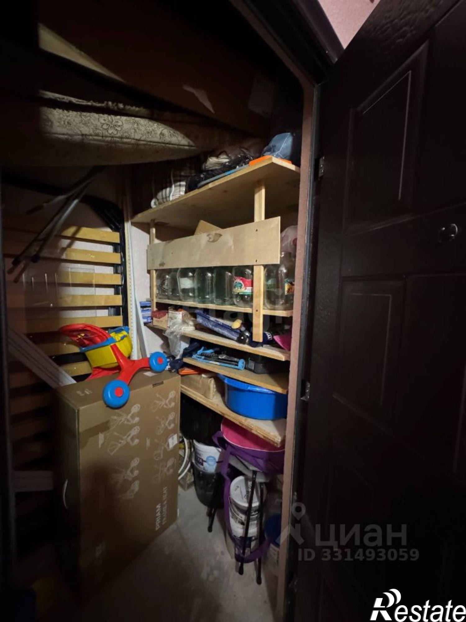 Купить складское помещение за 259 260 рублей на Широтная улица, 170 к2
