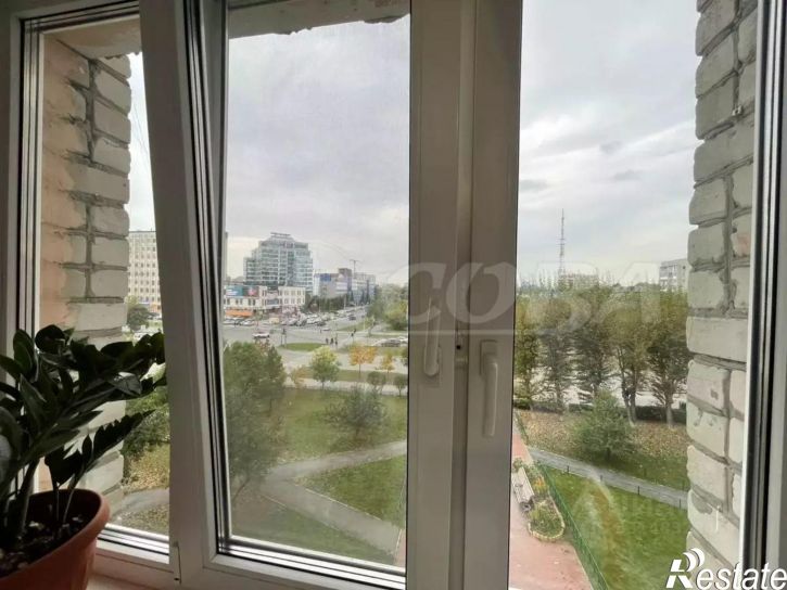 Комната ул 50 лет Октября, 63а,  д. 63а