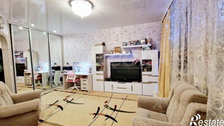 3-комн квартира ул Василия Гольцова, 1,  д. 1