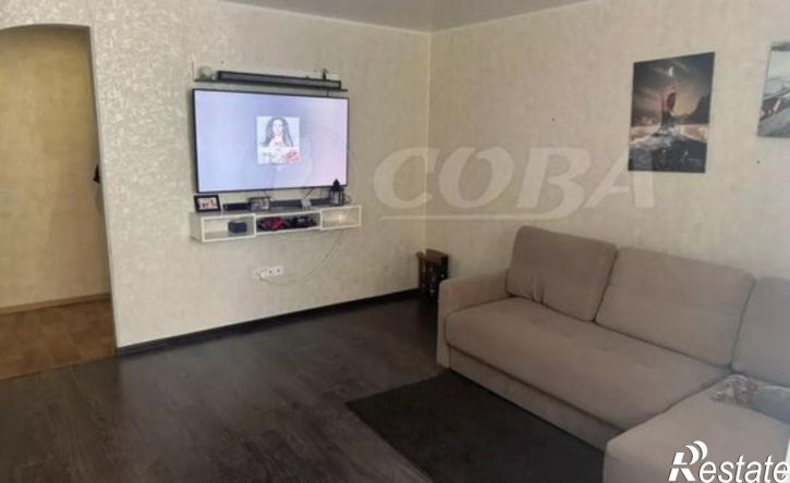 4-комн квартира ул Домостроителей, 4,  д. 4