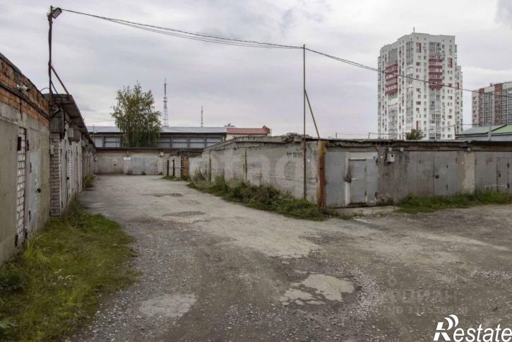 Гараж/парковка улица 50 лет Октября, 75 к4,  д. 75 к4