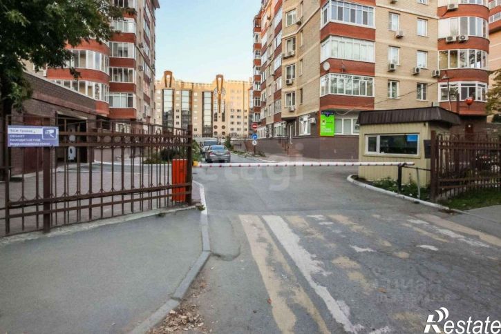 Гараж/парковка ул Фабричная, 7 1,  д. 7 1,  к. 1