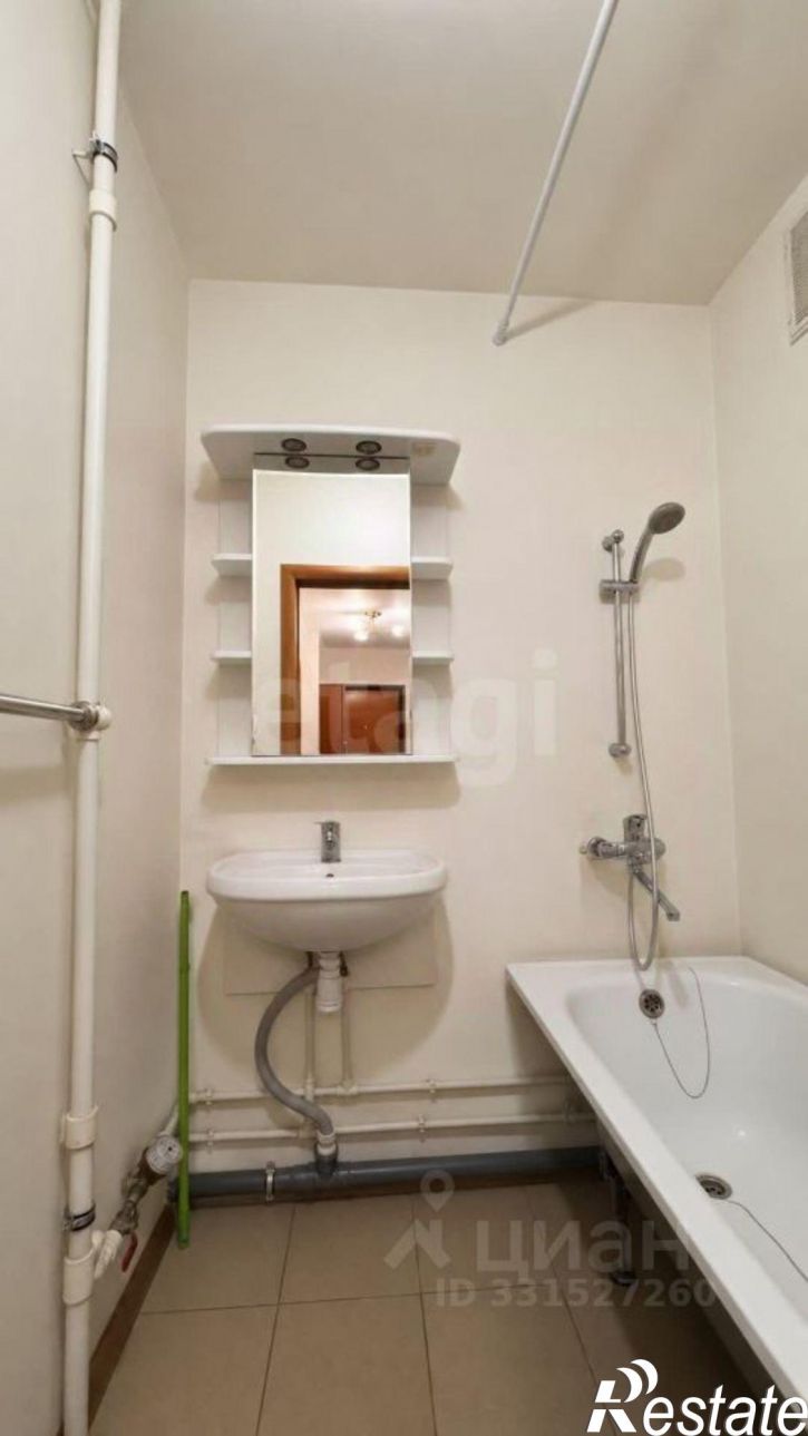 2-комн квартира улица Будённого, 15,  д. 15