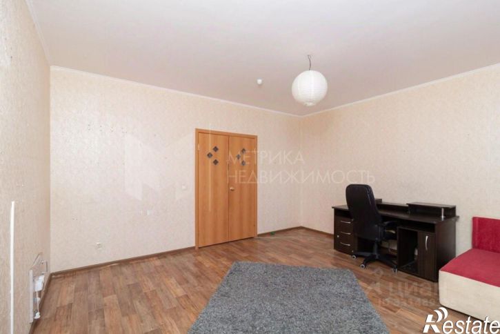 3-комн квартира улица Николая Ростовцева, 20,  д. 20