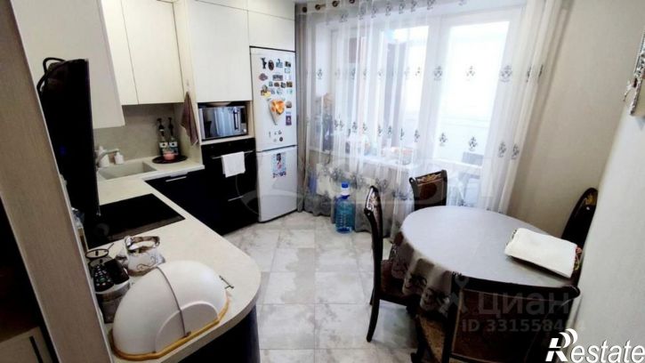 3-комн квартира улица Федюнинского, 58 к2,  д. 58 к2