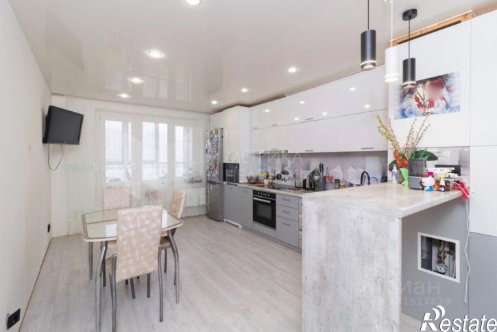 3-комн квартира ул Федюнинского, 60,  д. 60
