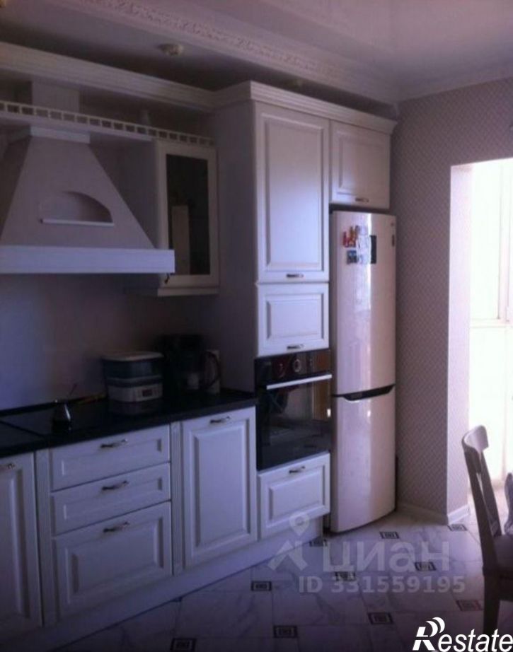 3-комн квартира улица Мельникайте, 81,  д. 81