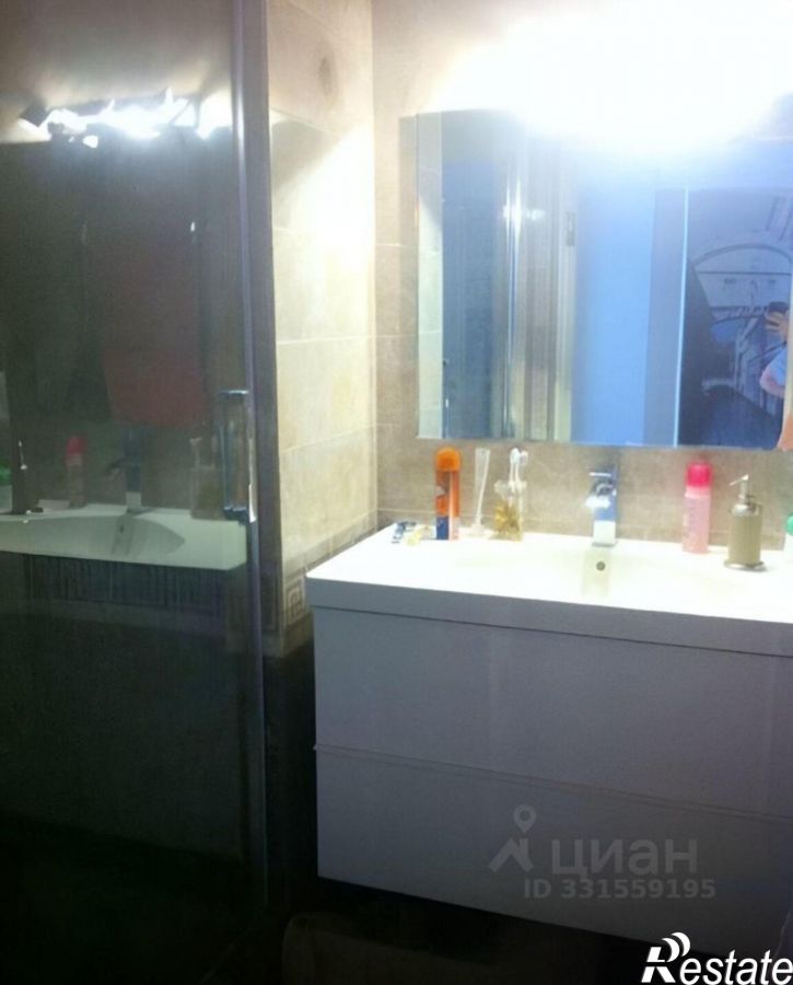 3-комн квартира улица Мельникайте, 81,  д. 81