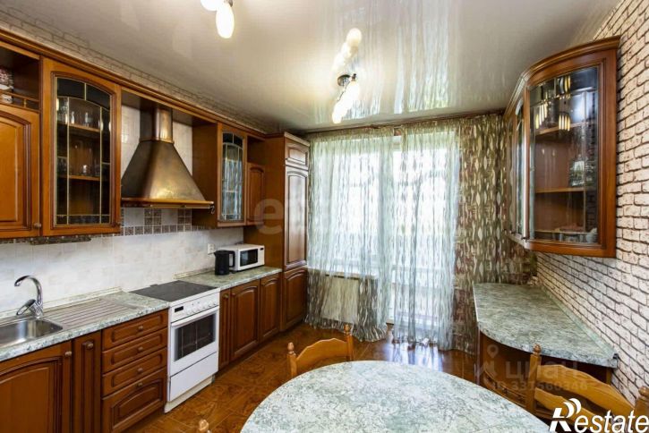 3-комн квартира Холодильная улица, 84/2,  д. 84/2