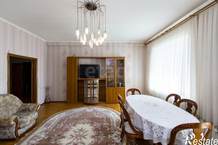 3-комн квартира Холодильная улица, 84/2,  д. 84/2