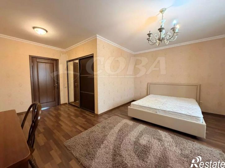 3-комн квартира ул Грибоедова, 13 3,  д. 13 3,  к. 3