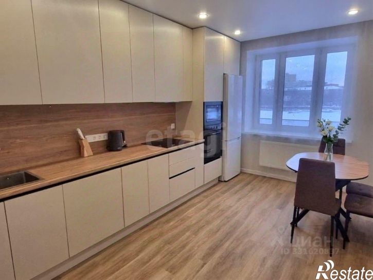 2-комн квартира Новгородская улица, 14,  д. 14