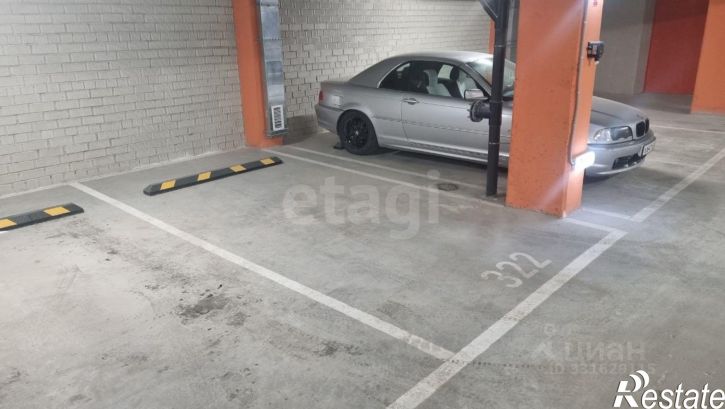 Гараж/парковка улица Андрея Кореневского, 5,  д. 5