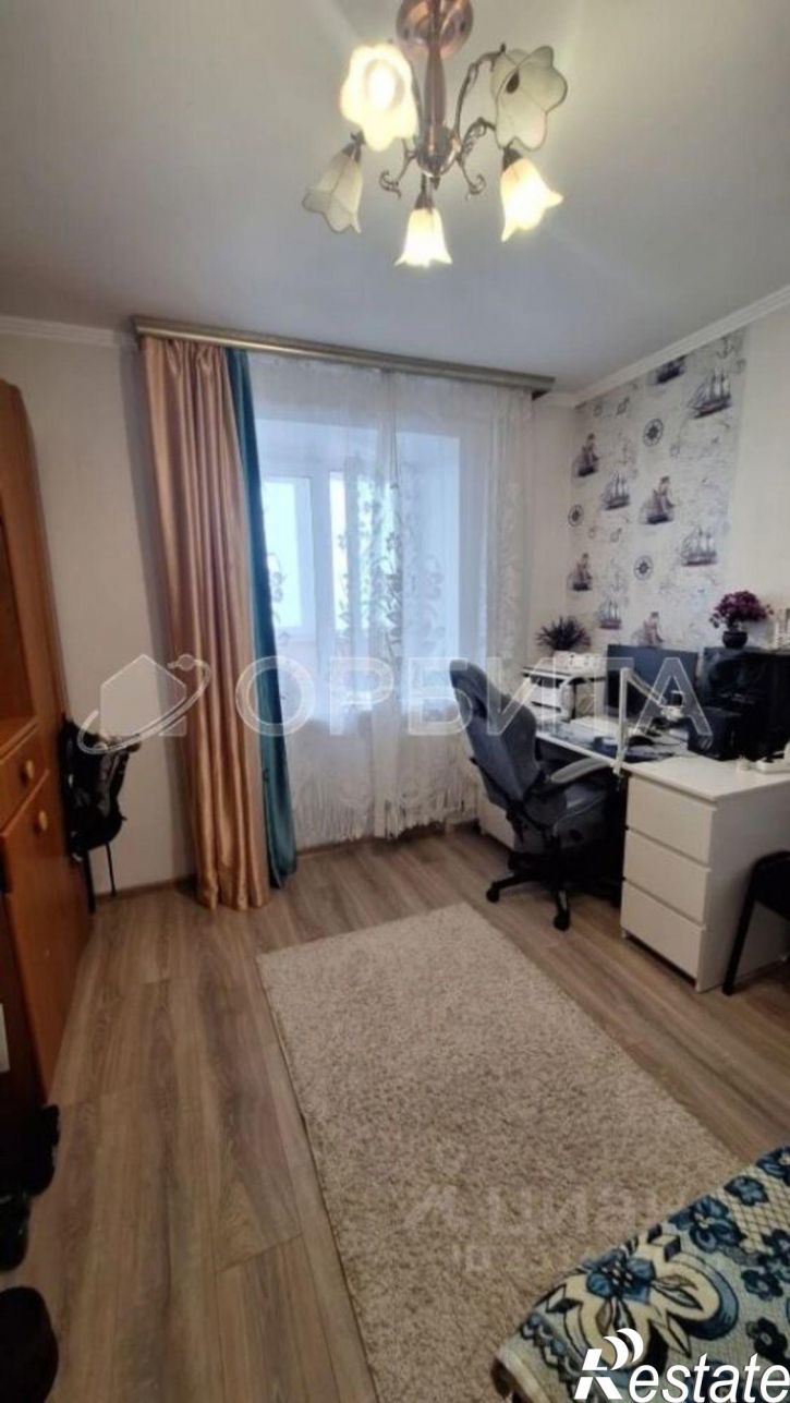 2-комн квартира улица Избышева, 8,  д. 8