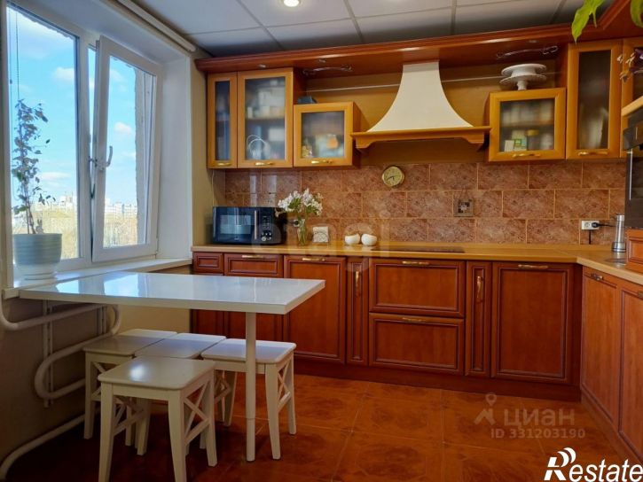 3-комн квартира ул Николая Чаплина, 121,  д. 121