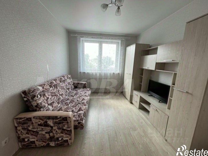 1-комн квартира ул Бакинских Комиссаров, 1,  д. 1