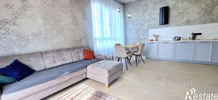 3-комн квартира ул Виктора Тимофеева, 10,  д. 10
