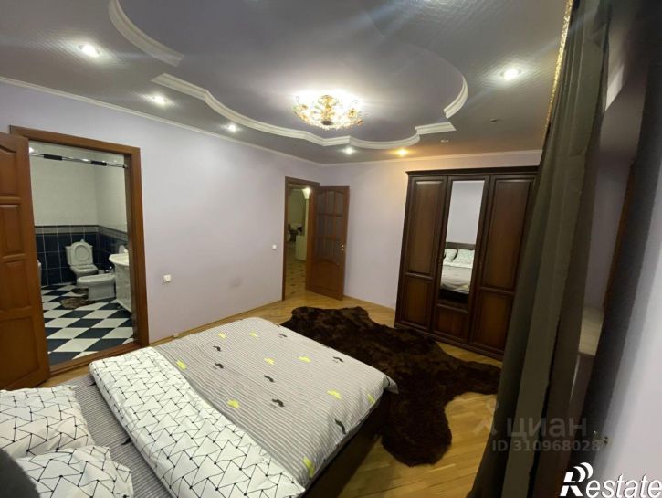 3-комн квартира ул Мельникайте, 132 1,  д. 132 1,  к. 1
