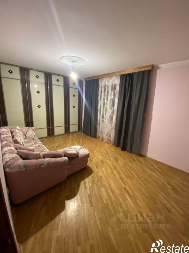 3-комн квартира ул Мельникайте, 132 1,  д. 132 1,  к. 1