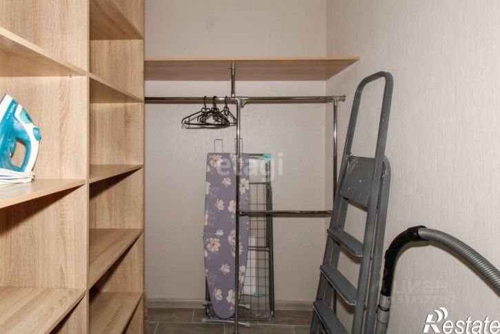 2-комн квартира ул Таврическая, 9 6,  д. 9 6,  к. 6