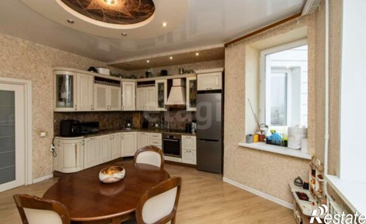 3-комн квартира ул Мельникайте, 94 1,  д. 94 1,  к. 1
