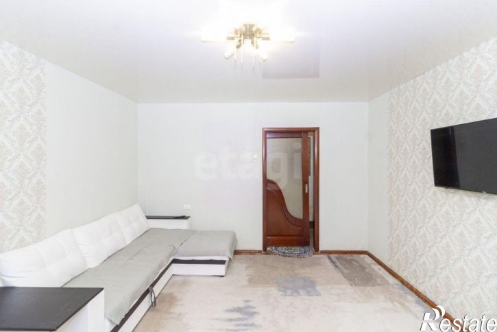 4-комн квартира ул Федюнинского, 7а,  д. 7а