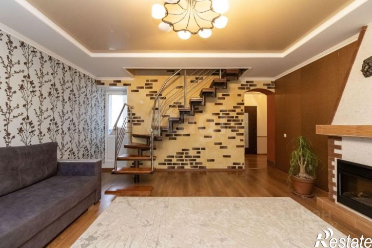 4-комн квартира ул Софьи Ковалевской, 6,  д. 6