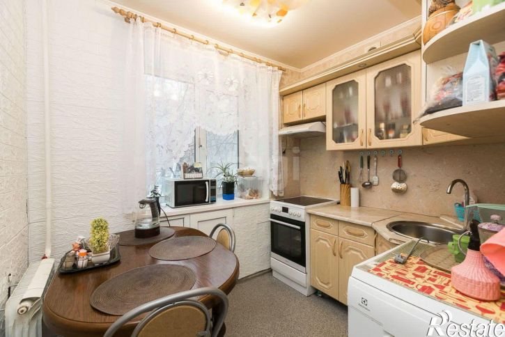 3-комн квартира ул Комбинатская, 38,  д. 38
