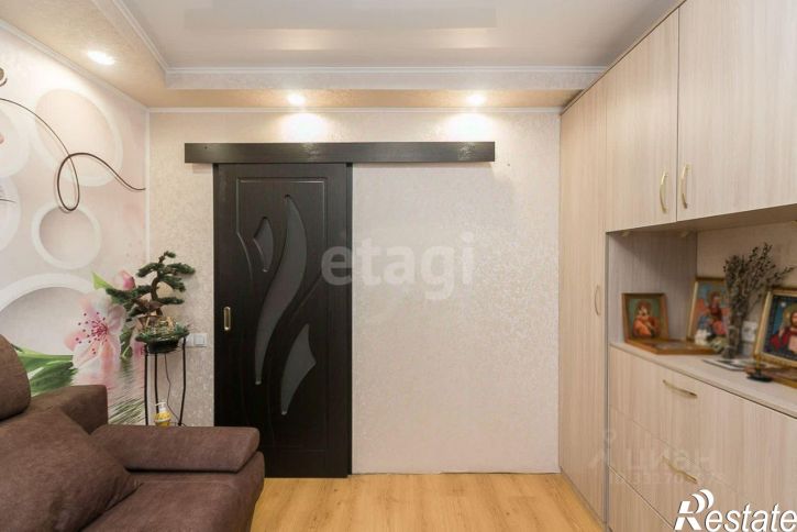 3-комн квартира ул Комбинатская, 38,  д. 38
