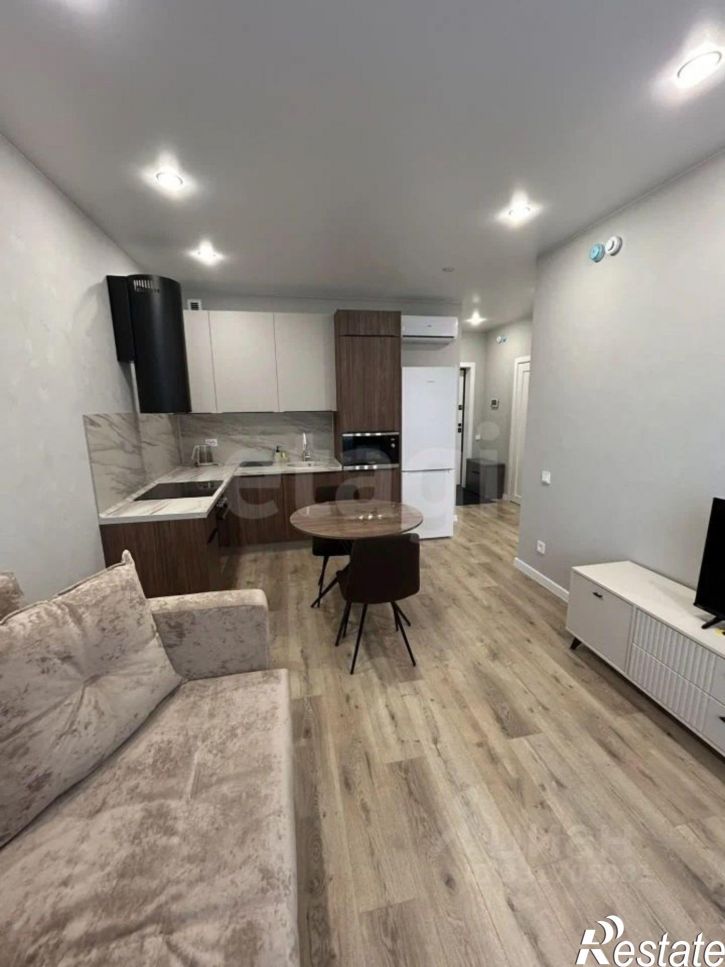1-комн квартира ул Защитников Отечества, 30,  д. 30
