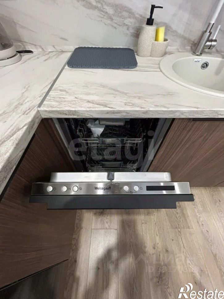 1-комн квартира ул Защитников Отечества, 30,  д. 30