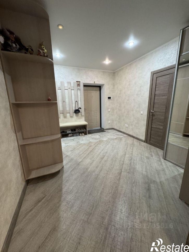 3-комн квартира Заречный пр-д, 14,  д. 14