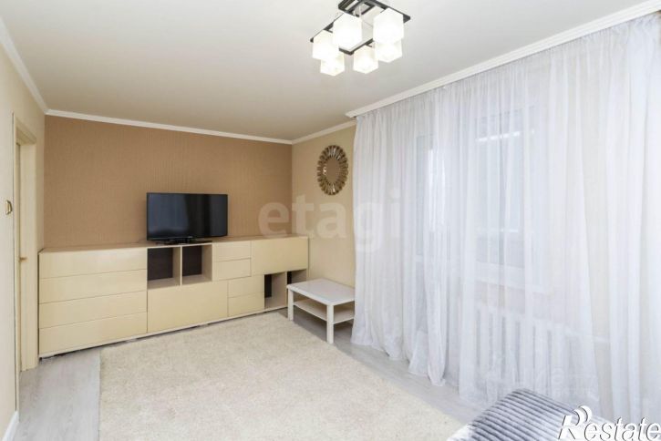 2-комн квартира ул Александра Логунова, 10,  д. 10