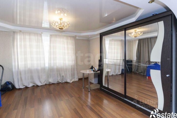 3-комн квартира ул Станислава Карнацевича, 12,  д. 12