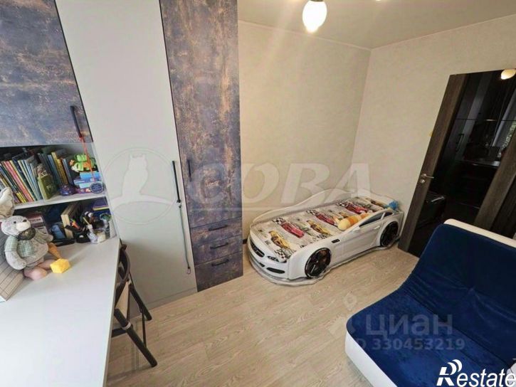 3-комн квартира ул Моторостроителей, 4,  д. 4