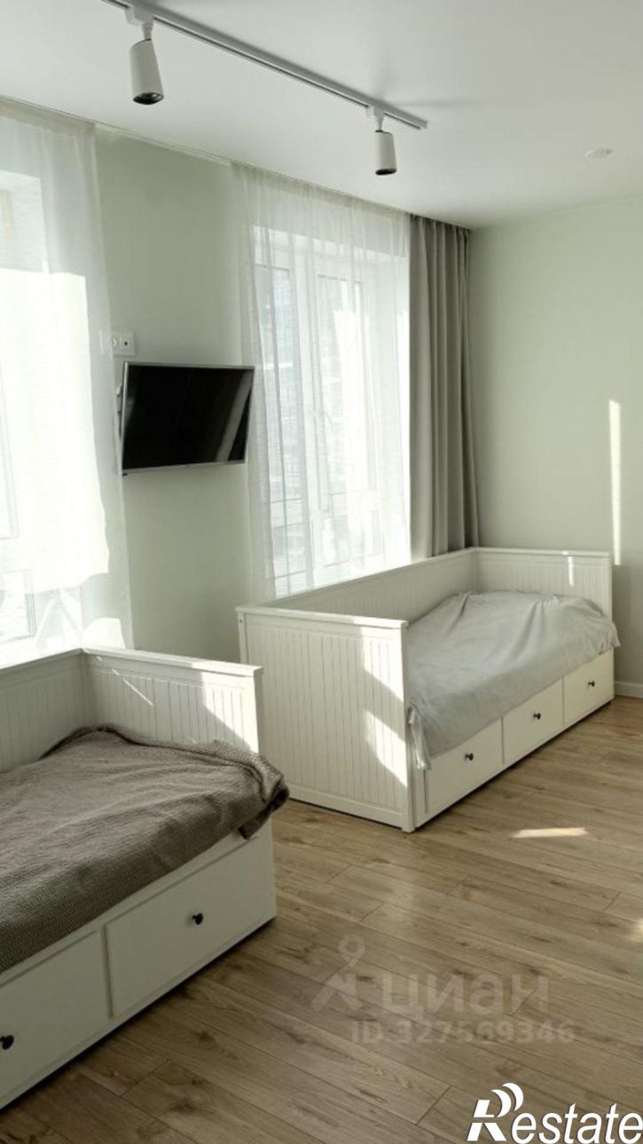 2-комн квартира ул Александра Протозанова, 6,  д. 6
