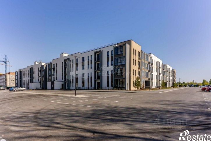 3-комн квартира ул Сергея Свиридова, 11,  д. 11